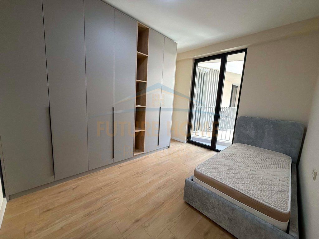 Qera, Apartament 3+1+2 + Parkim, Golden Tower, Rruga Mine Peza