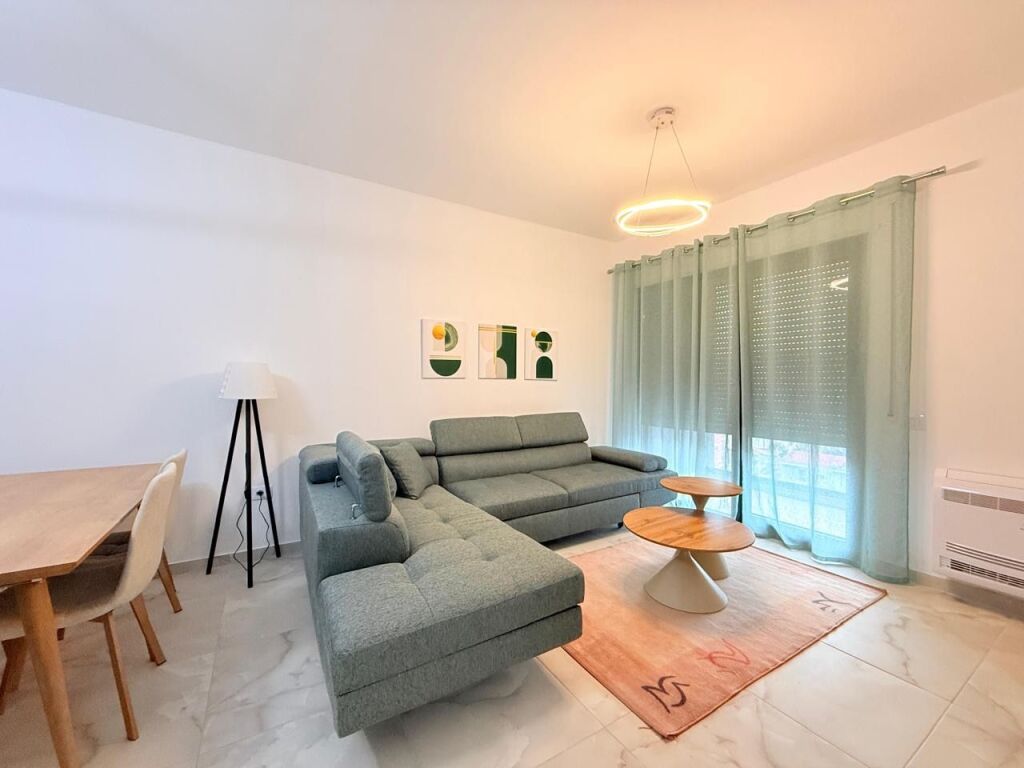 Apartment 2+1 for rent Oasis Complex !