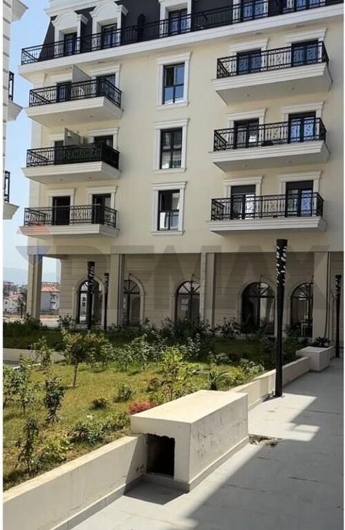 JEPET ME QIRA | APARTAMENT 1+1 + POST PARKIMI