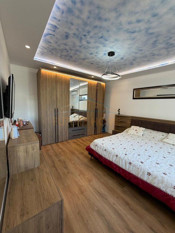 APARTAMENT SHTEPI PRIVATE I PORCELAN