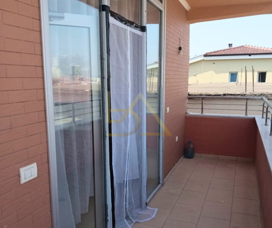 SHITET VILË E RE – RRUGA EJUP KASTRATI, TIRANË