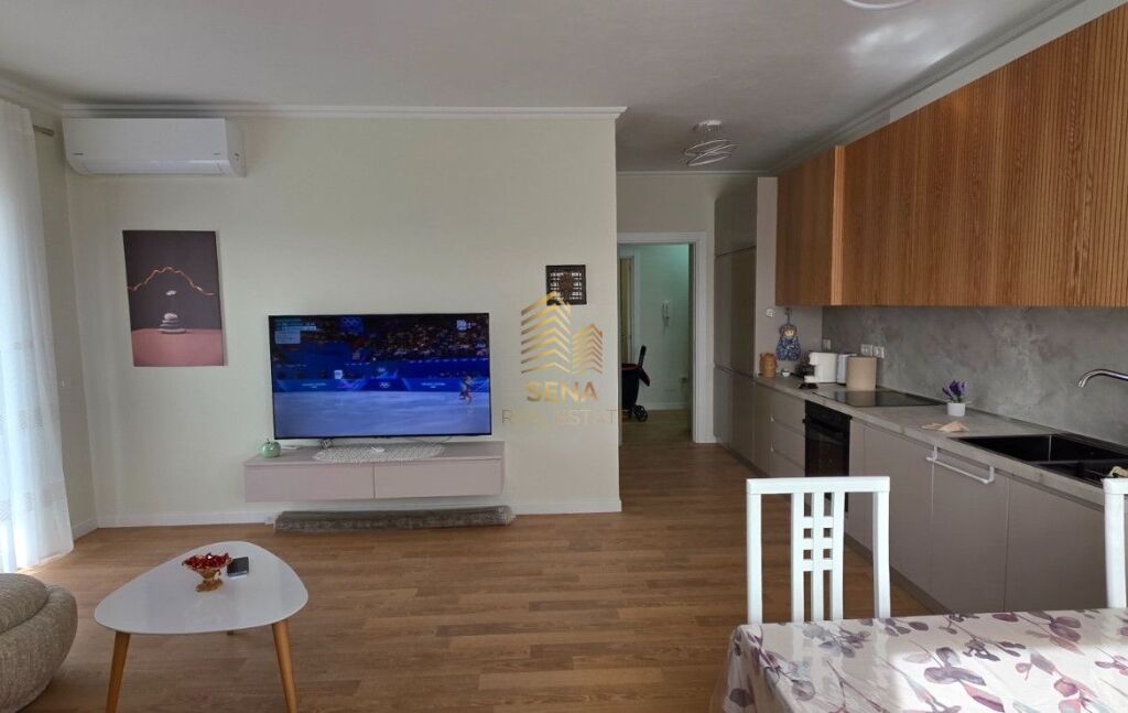 Affitto, Appartamento 2+1+Blk, Nuovo Mercato, 900 Euro/mese