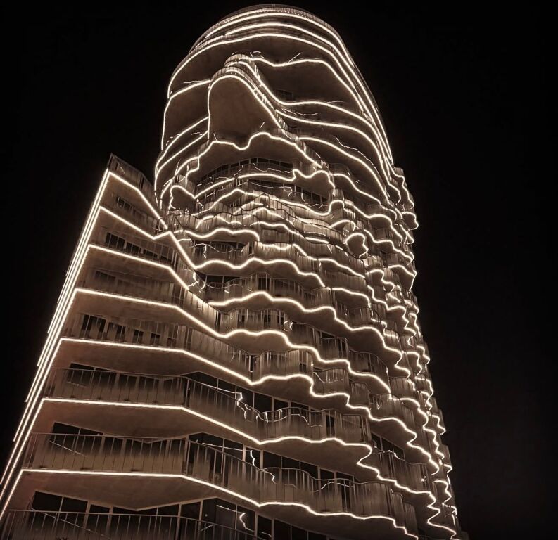 📣 VENDESI Appartamento 1+1 📍 Tirana Rock Tower, Centro Tirana ✨