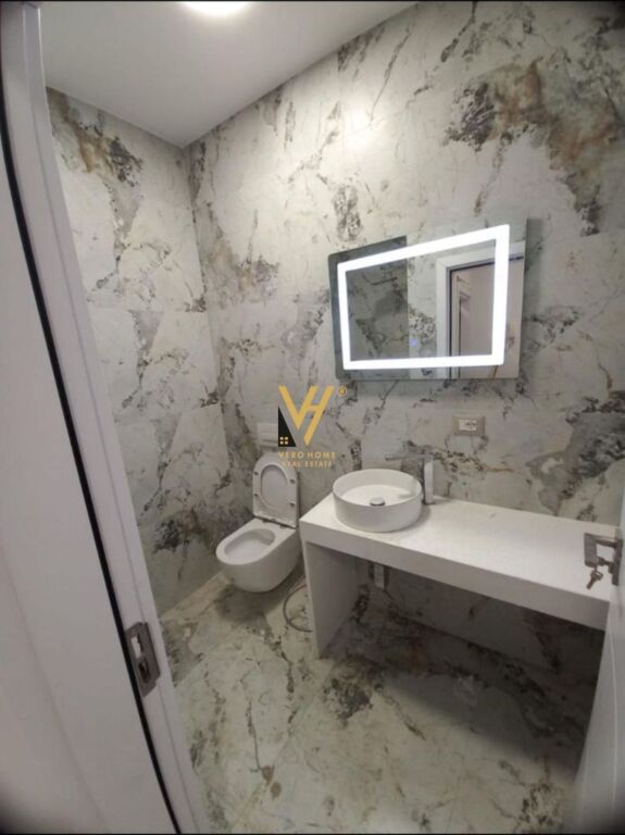 JEPET APARTAMENT 2+1+BLK ME QIRA TE FRESKU 55.000 LEKE