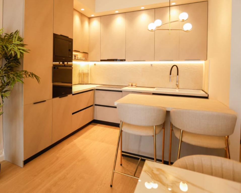 Apartment 2+1 for sale at Rrapi, Vlore, Cold Water, Lungomare.