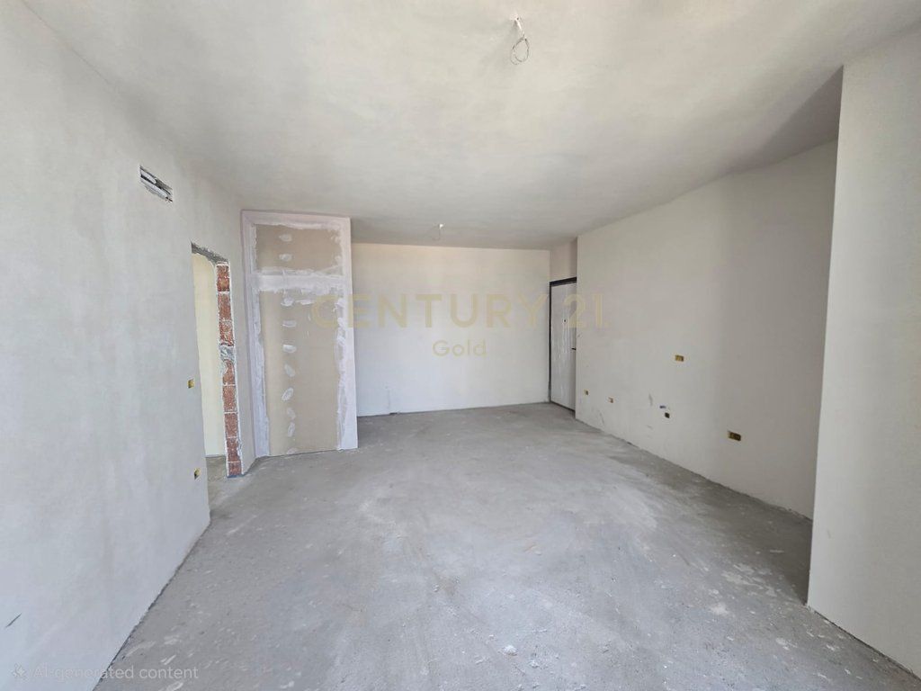 COMMUNE OF PARIS, 1+1 APARTMENT FOR SALE AT WHITE TOWER