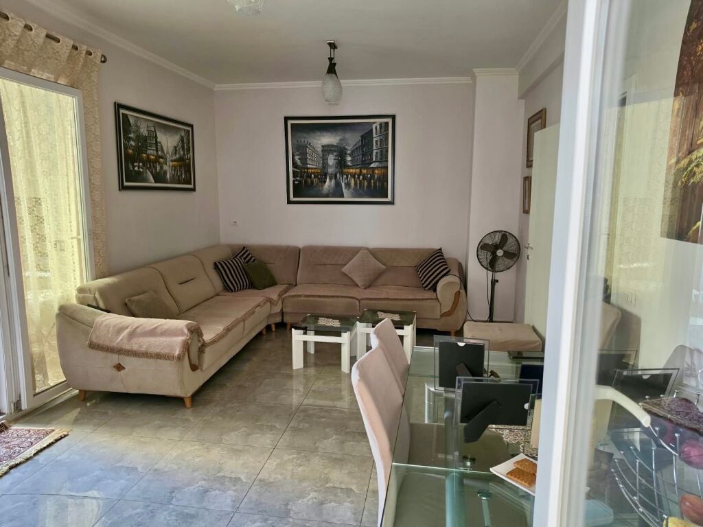 🏡 QERA Apartament 1+1 📍Prane Oxhakut 🛣️ Rruga “Zihni Sako” ✨