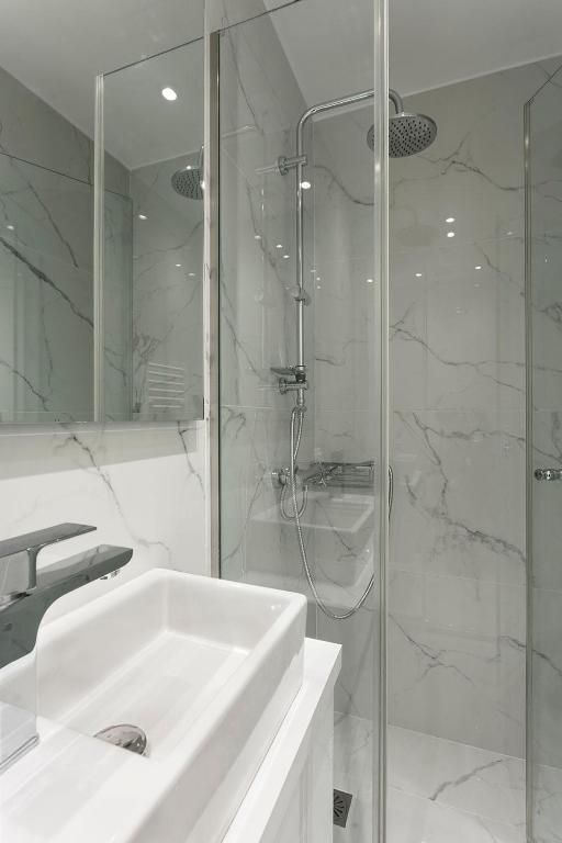 New Boulevard, apartment 2+1+2 plus parking space for rent,