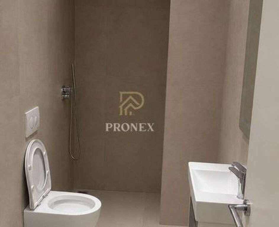 Apartament 2+1 me Qira Bosh, tek Ish Dogana