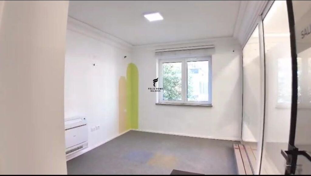 ZYRE ME QERA 130 M2 RRUGA E DURRESIT 140.000 LEKE FH-90718