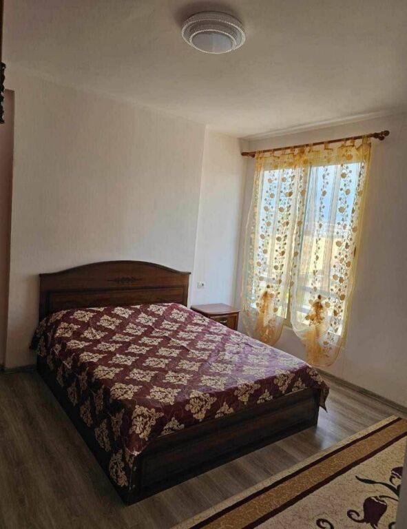 Jepet Apartament me qera 2+1 - Fusha Aviacionit, Tirane