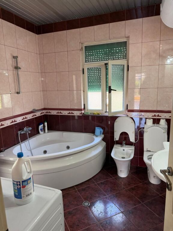 2nd floor villa for rent American Hospital Misto Mame