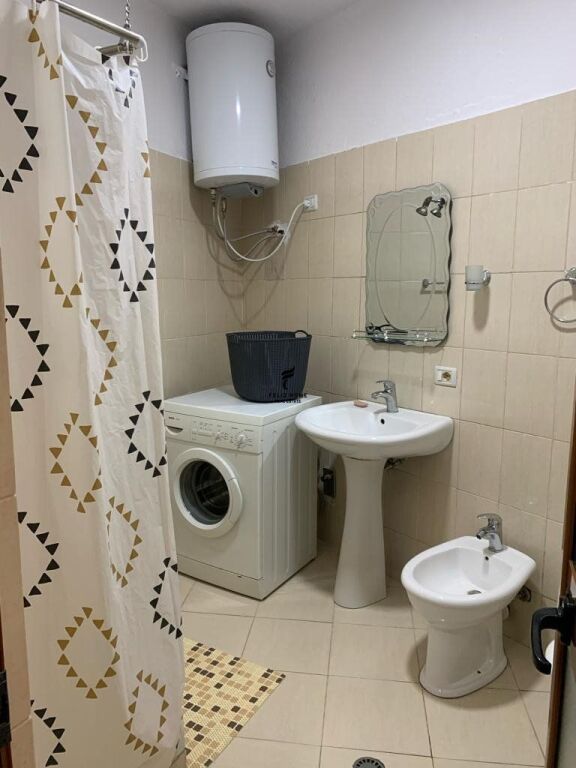 APARTAMENT ME QERA 2+1 DON BOSKO 60.000 LEKE FH-90805
