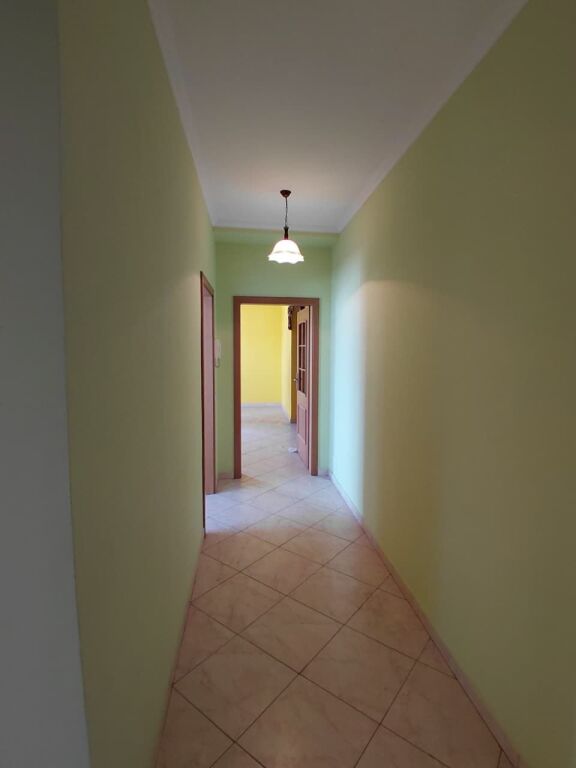 Apartament 1+1 ne Shitje Zogu i Zi, Prane Rrethrrotullimit ne Tirane ID 5419