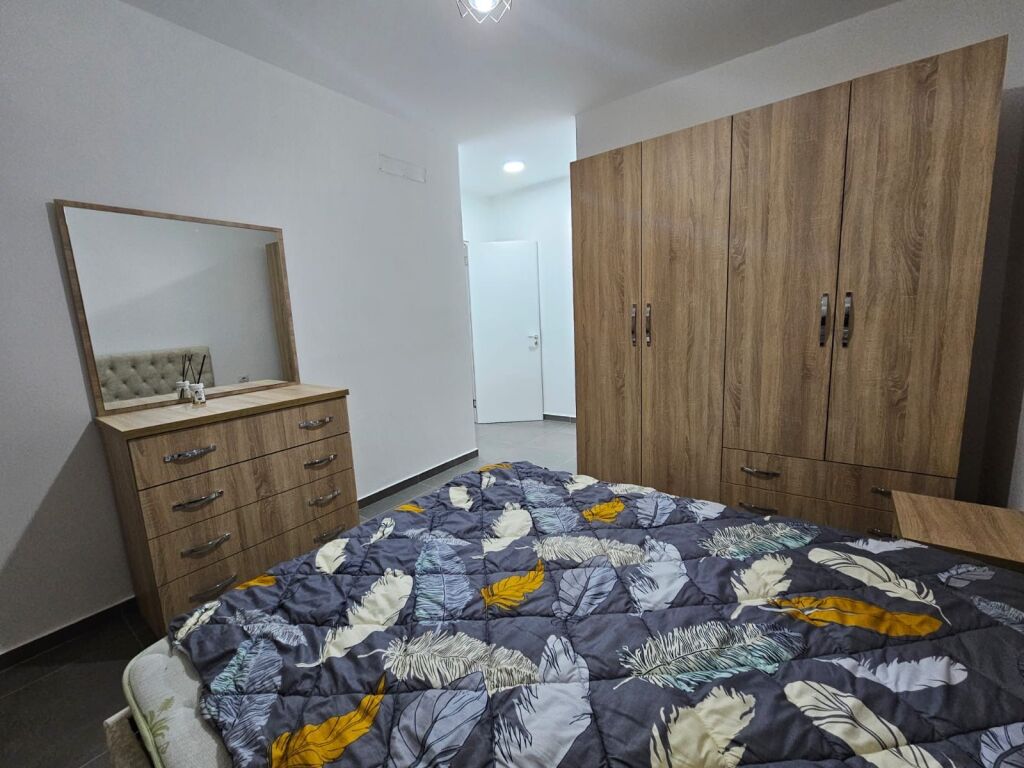 Qtu, univers city 2+1 50,000 leke + post parkimi