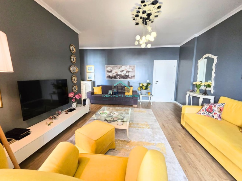 APARTMENT 1+1 FOR SALE – LUNGOMARE, VLORE