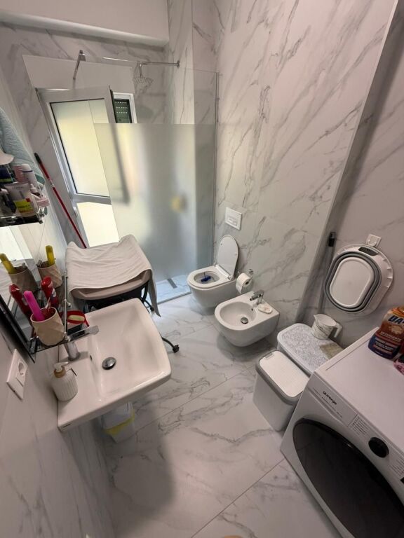 Shitet apartament 1+1 ne zonen e Ali Demit prane Rezidences Kaimi ID 5424