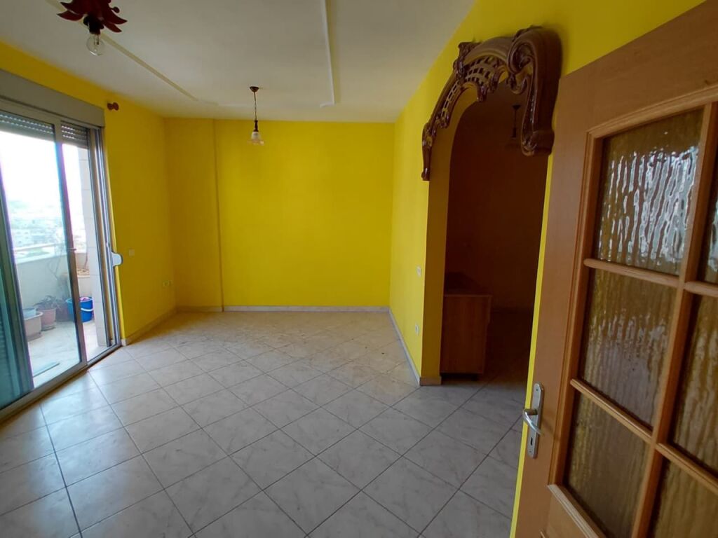 Apartament 1+1 ne Shitje Zogu i Zi, Prane Rrethrrotullimit ne Tirane ID 5419