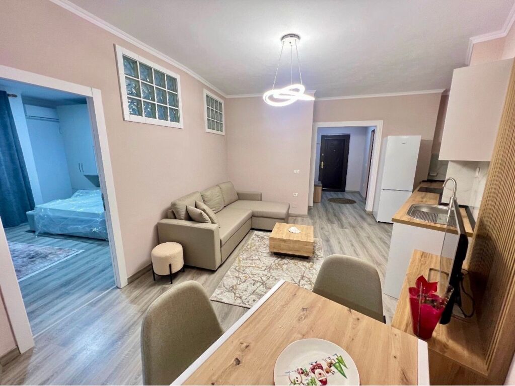 📣 AFFITTO SUPER Appartamento 2+1 Con Balcone 📍 Don Bosko, Vicino Alb Market 🛣️ Via "Muzaket" ✨