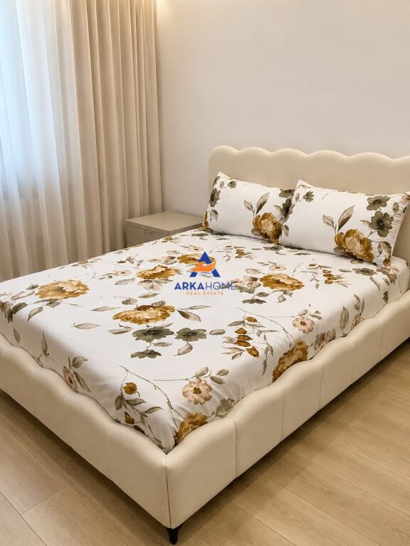 JEPET ME QERA APARTAMENT 2+1+BALLKON "PASKUQAN" 60.000 LEKE