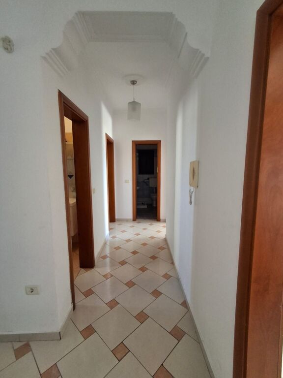 Three bedrom apartment for long term rent Vlore