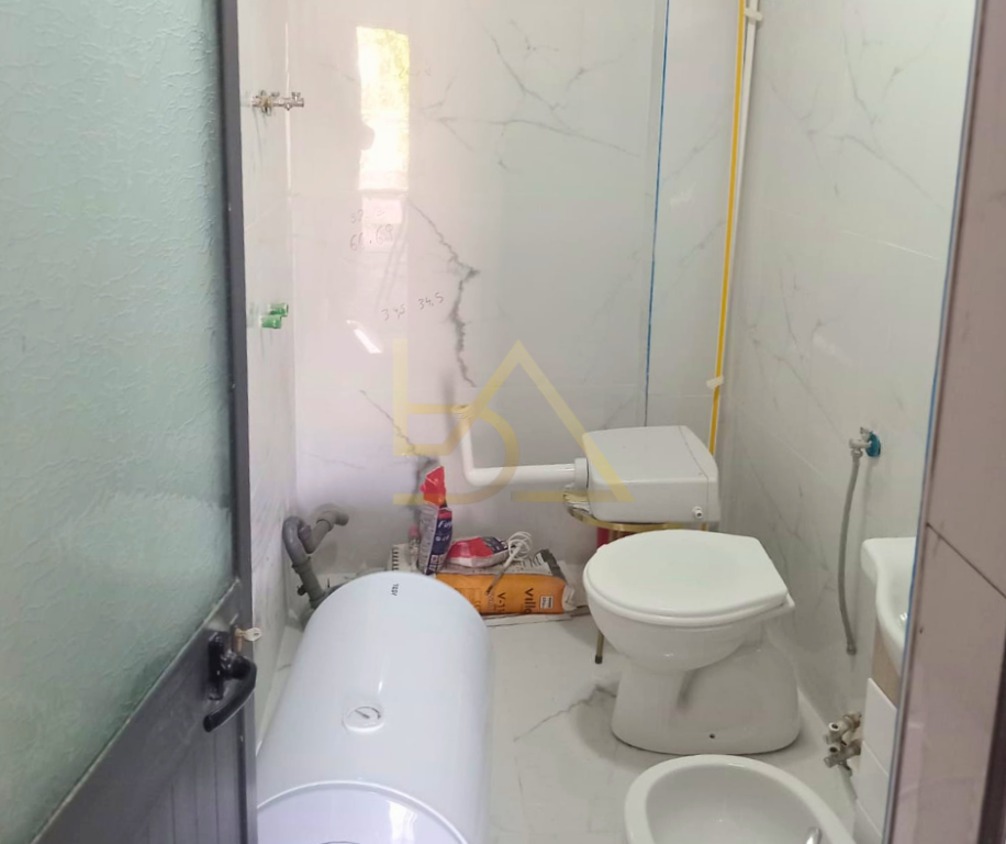 SHITET VILË E RE – RRUGA EJUP KASTRATI, TIRANË
