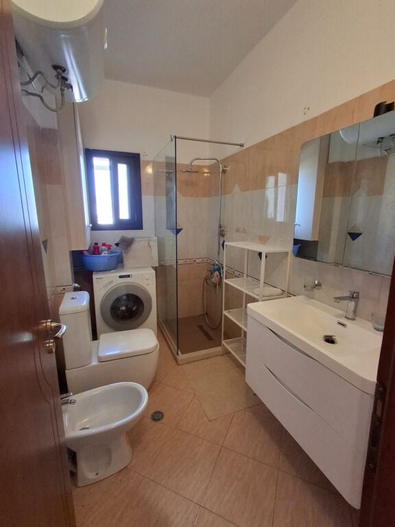 Three bedrom apartment for long term rent Vlore