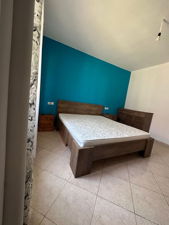 Shitet shtëpi private te Fabrika e tullave Vlorë