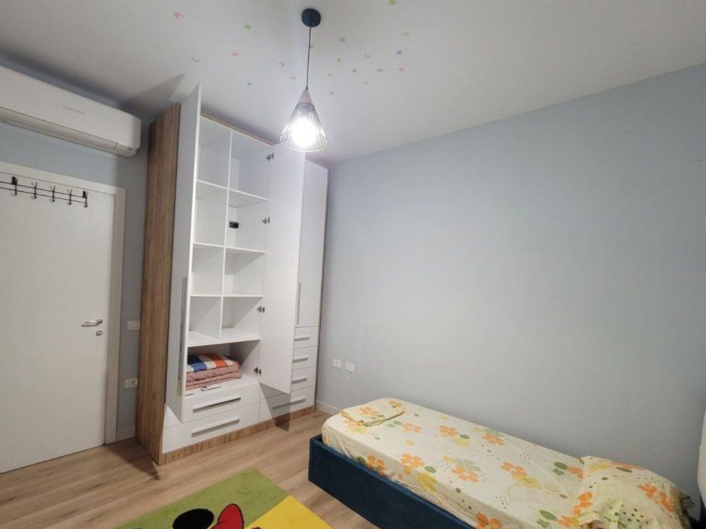 AFFITTIAMO APPARTAMENTO 2+1+2 VICINO A 5 MAJI!! 590 € /Mese