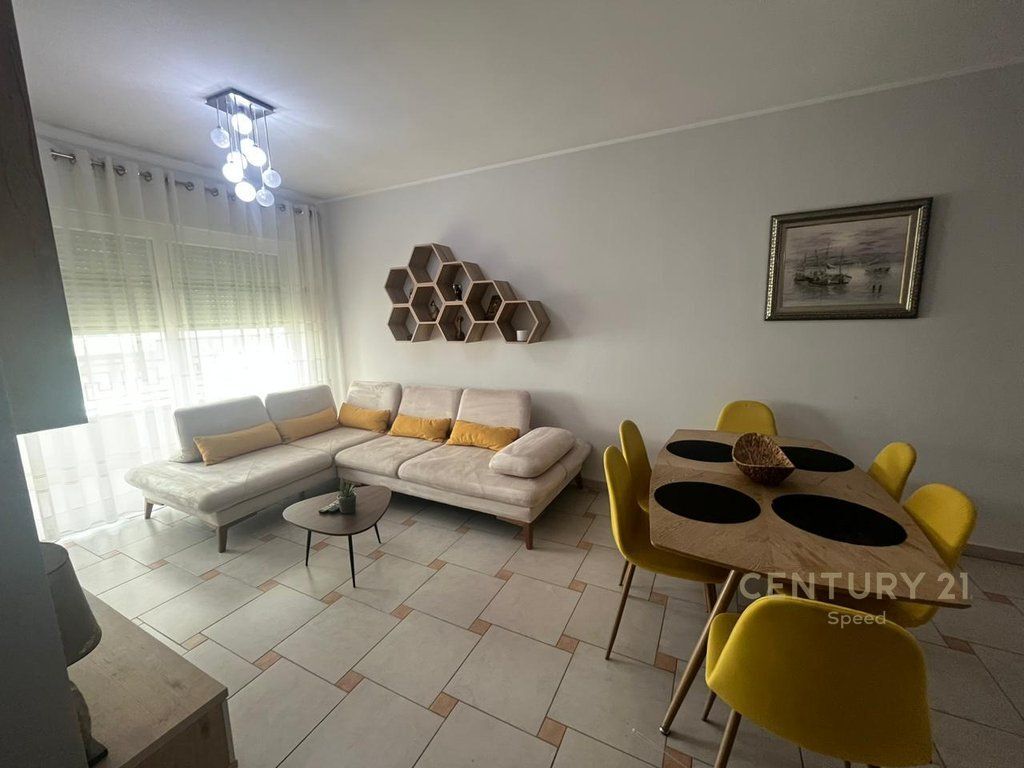 Appartamento 2+1 in affitto a 5 Maj!! 650 All /Mese