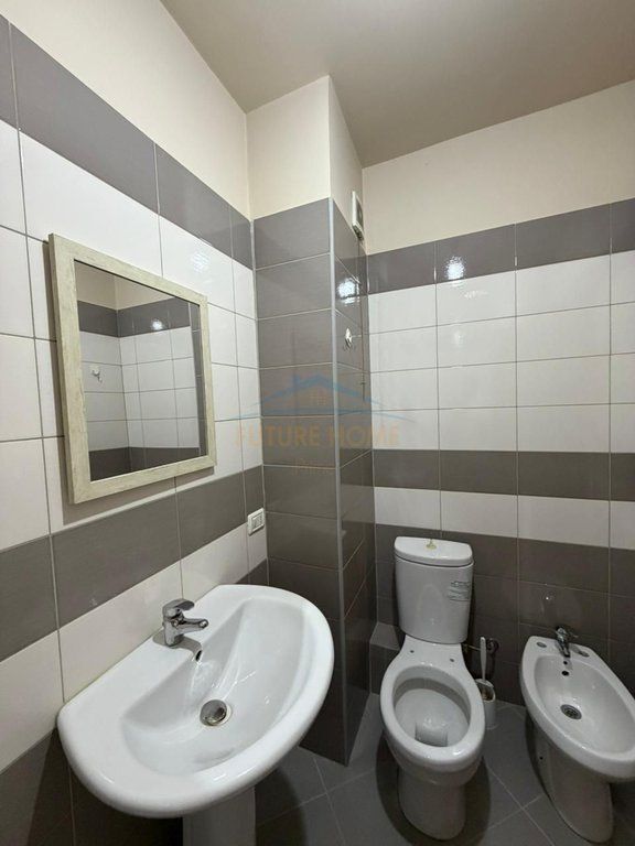 Qera, Apartament 2+1+2, Unaza e Re, Tirane