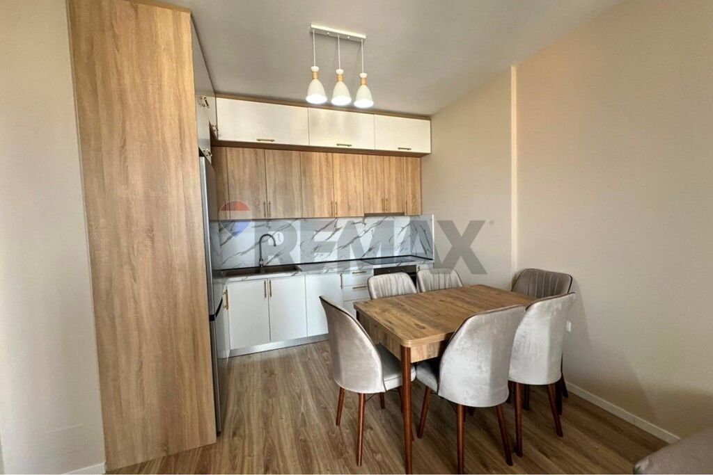 APARTAMENT 2+1+2 ME QIRA NË LAPRAKË, RRUGA DRITAN HOXHA
