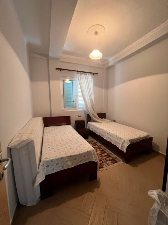 Jepet me qera apartament 2+1 ne Selite