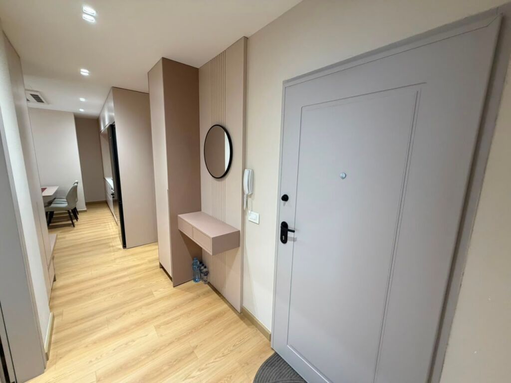 🏡 Jepet me qera Apartament 2+1+Post Parkimi  📍 Adresa : Zogu i zi 💵 Cmimi 1000€ me post parkimi