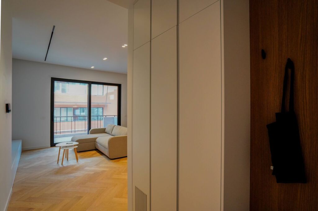 FOR RENT APARTMENT AT DELIJORGJI