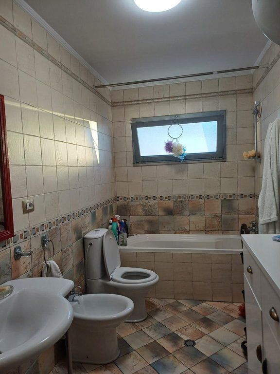 FOR RENT – MODERN APARTMENT 2+1+2 | ZOGU I ZI, TIRANA Near Ring Shopping Center!