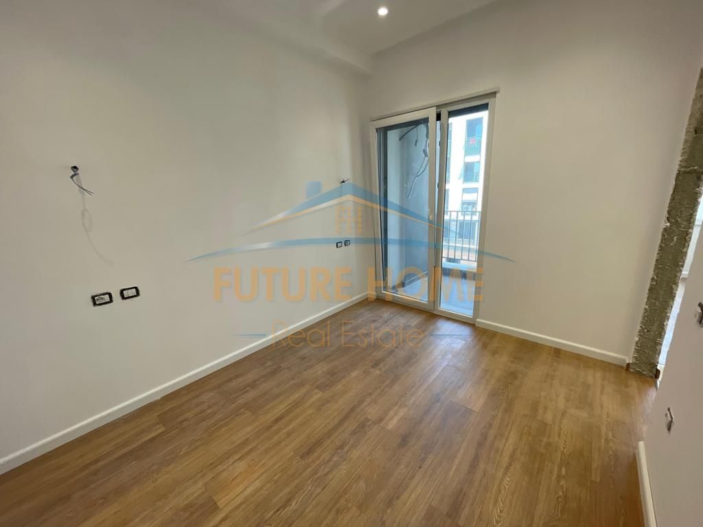 Shitet, Apartament 1+1, Henke Residence, Tiranë.