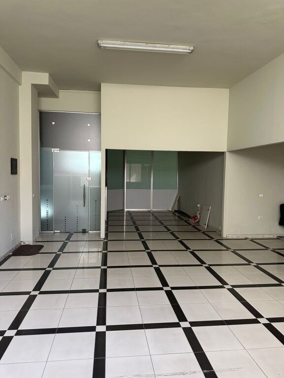 BUSINESS UNIT FOR SALE IN SELITE