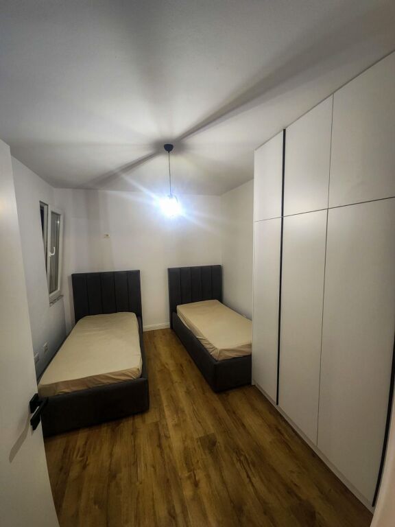 Jepet me qira apartament 2+1