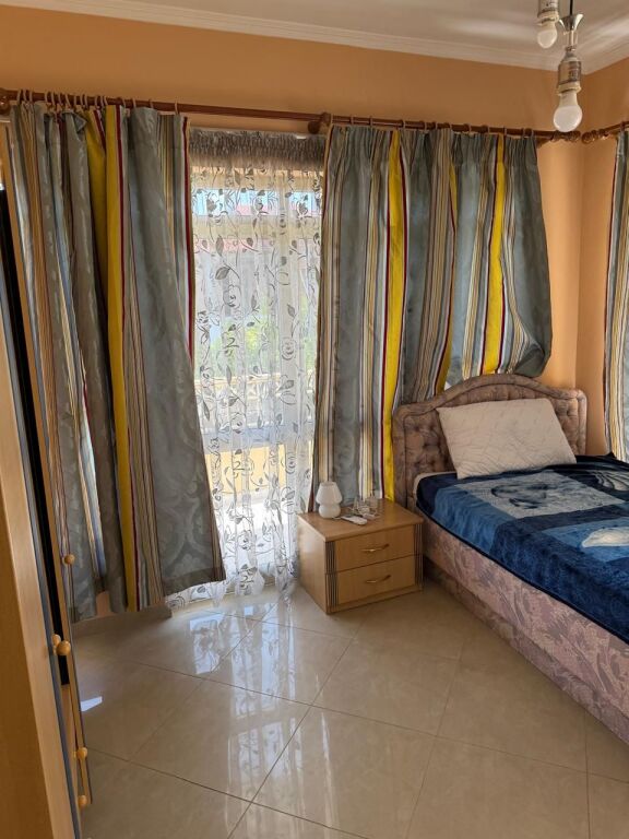 2nd floor villa for rent American Hospital Misto Mame