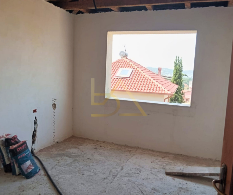 SHITET VILË E RE – RRUGA EJUP KASTRATI, TIRANË
