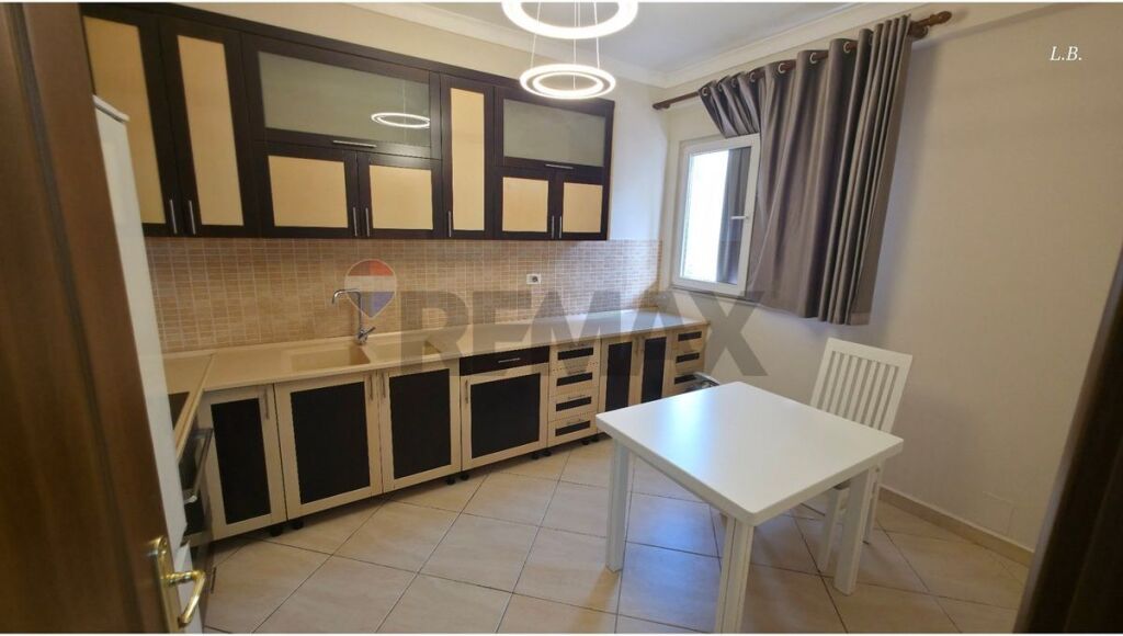 APARTAMENT 2+1+2 PER QIRA TE ELEONORA