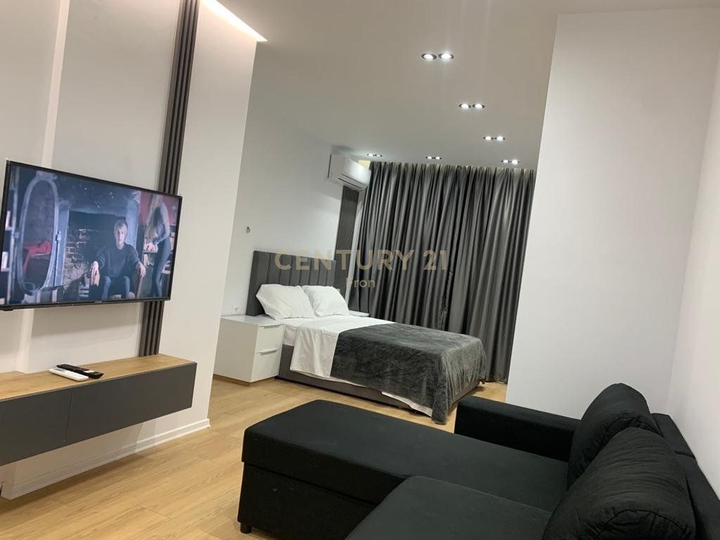 🏢 JEPEN ME QIRA – 3 STUDIO | IDEALE PËR AIRBNB | QENDËR TIRANË