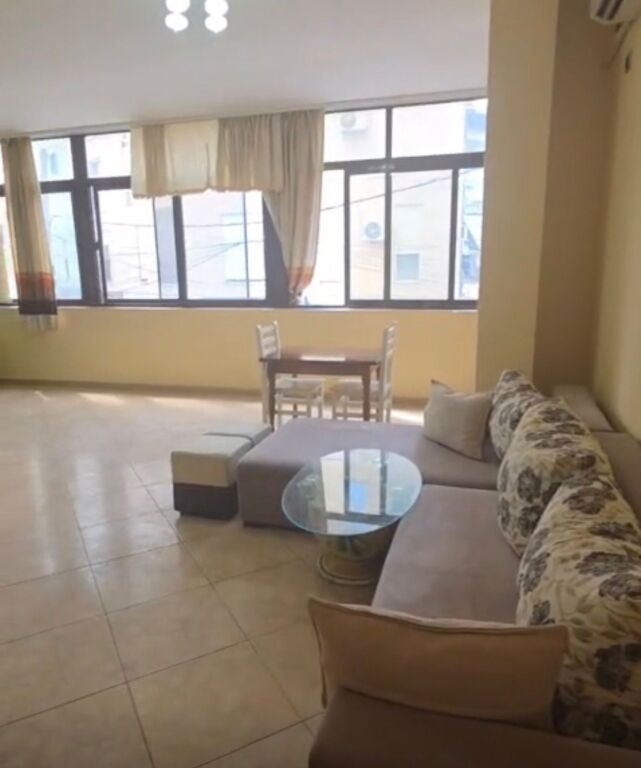 Apartament 1+1 prane Prokurorise