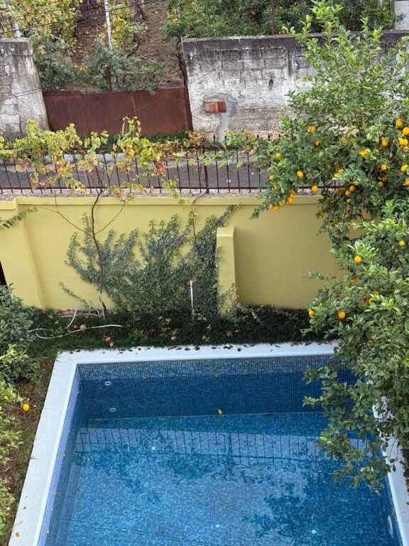 2nd floor villa for rent American Hospital Misto Mame