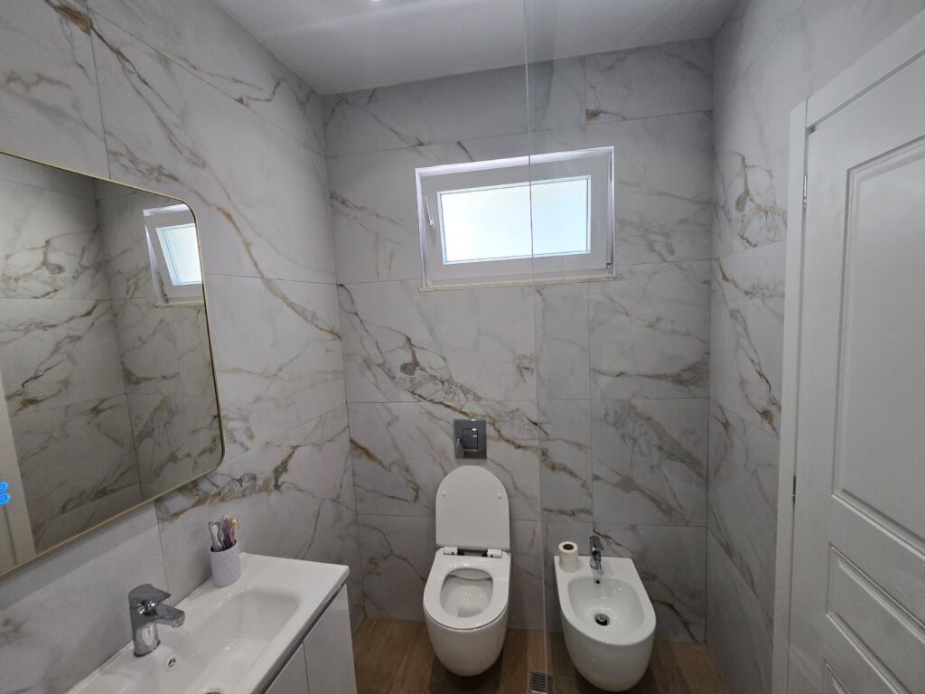 Apartament ne qira 2+1,Pazar i ri