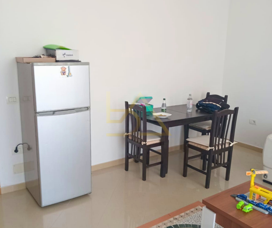 SHITET VILË E RE – RRUGA EJUP KASTRATI, TIRANË