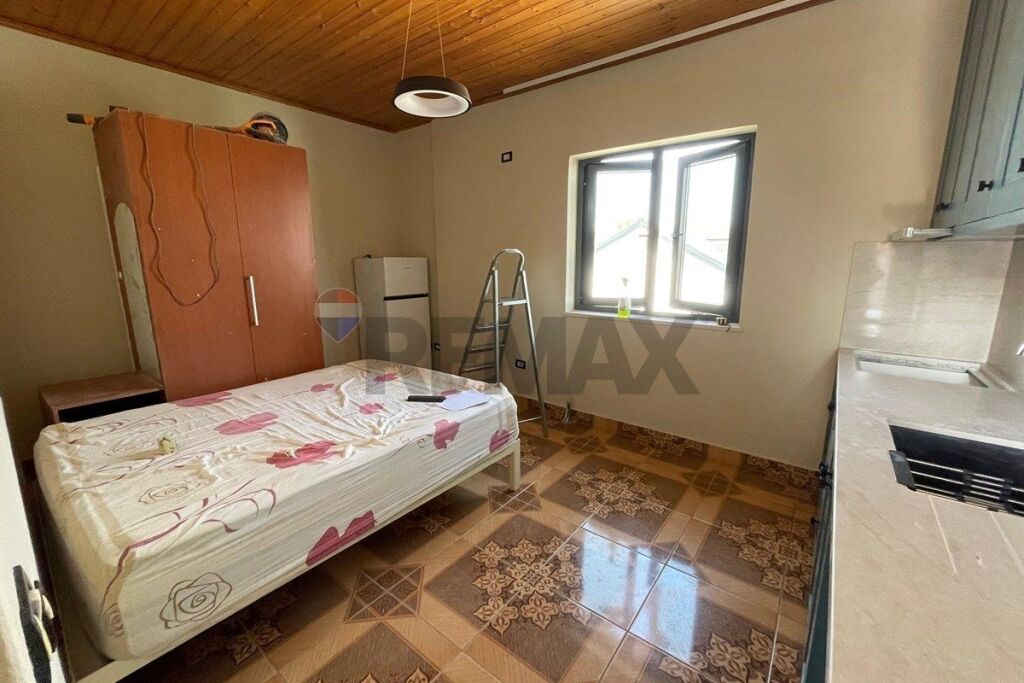 Vilë - Për Qira - Rruga Mihal Grameno, Tiranë(ID: 530551001-560)