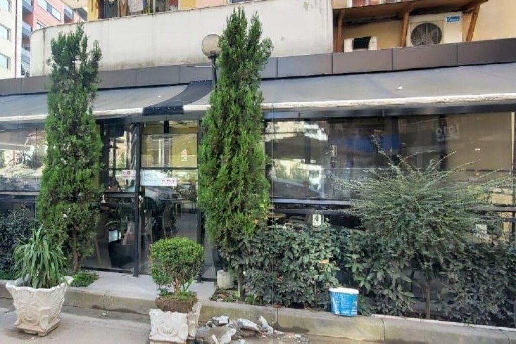 UNITÀ COMMERCIALE IN VENDITA A ASTIR AL 2 PALMAT