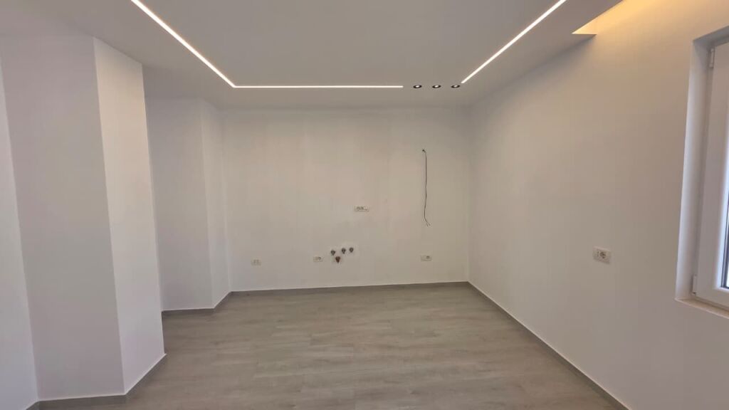 Apartament - Për Shitje - Myslym Shyri, Tiranë
